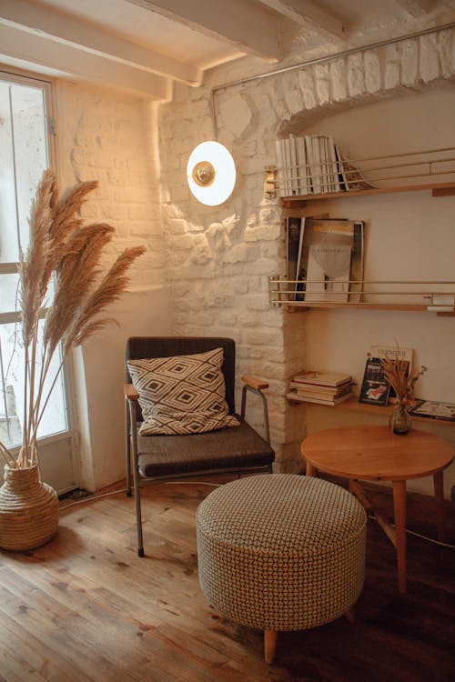 Sillón orejero clásico tapizado artesanalmente en nuestro taller de Barcelona
